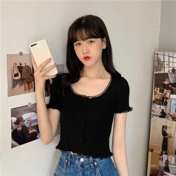 S6a43800df41a4c7ab5828c9651f931bdm.jpg Women’s Korean Lace Button Crop Cardigan