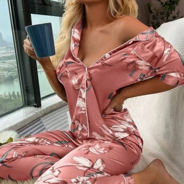 S6d77dd66bf36499a99d274dcae02f7a8n.jpg Women’s Floral Satin Pajama Set