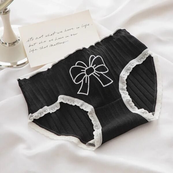 S96afafa8930945fd92f8badd916b9b32i.jpg 3-Piece Lace Trim Cotton Briefs