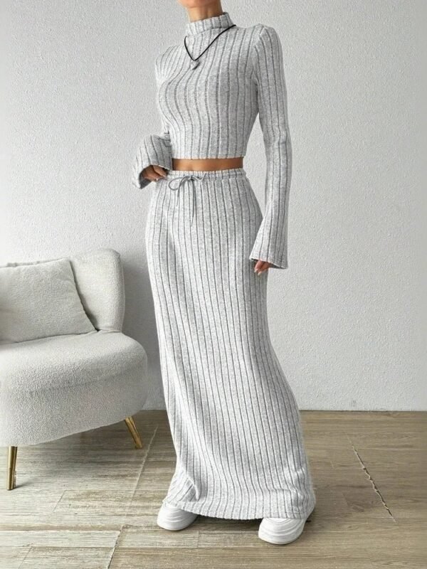 S96e355f13c3441acbcba170a6b3e8491f.jpg Women’s Knitted Crop Top & Pants Set