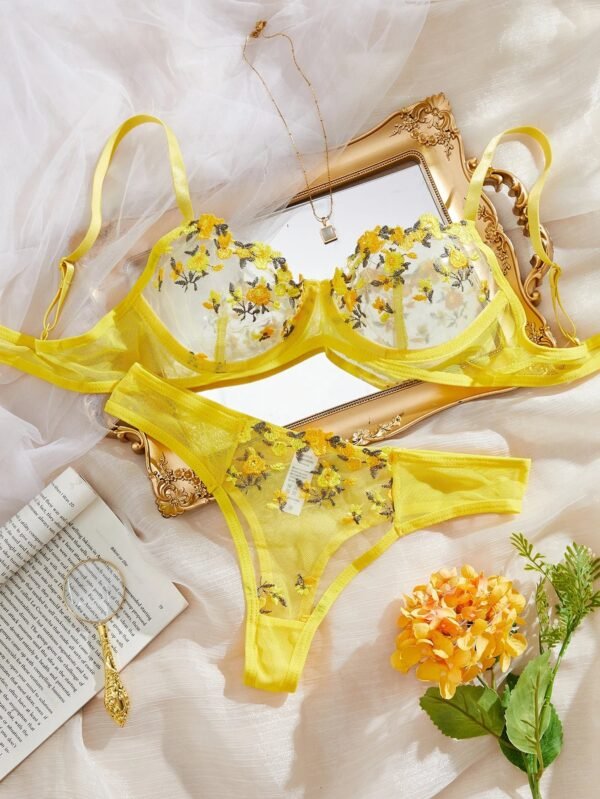 Sd8647e9f3feb4ff0932e79abaf51a1a60.jpg Women’s Sheer Floral Lace Bra & Panty Set