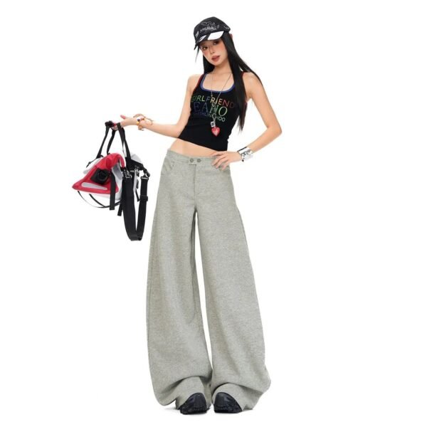 Pleated Relaxed Wide-Leg Pants