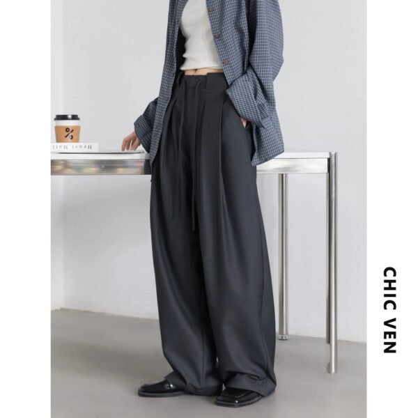 Women’s Pleated Wide-Leg Trousers