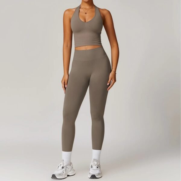 Women’s Seamless Yoga & Gym Set