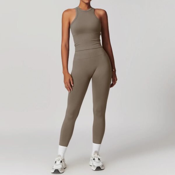 Women’s Seamless Yoga & Gym Set